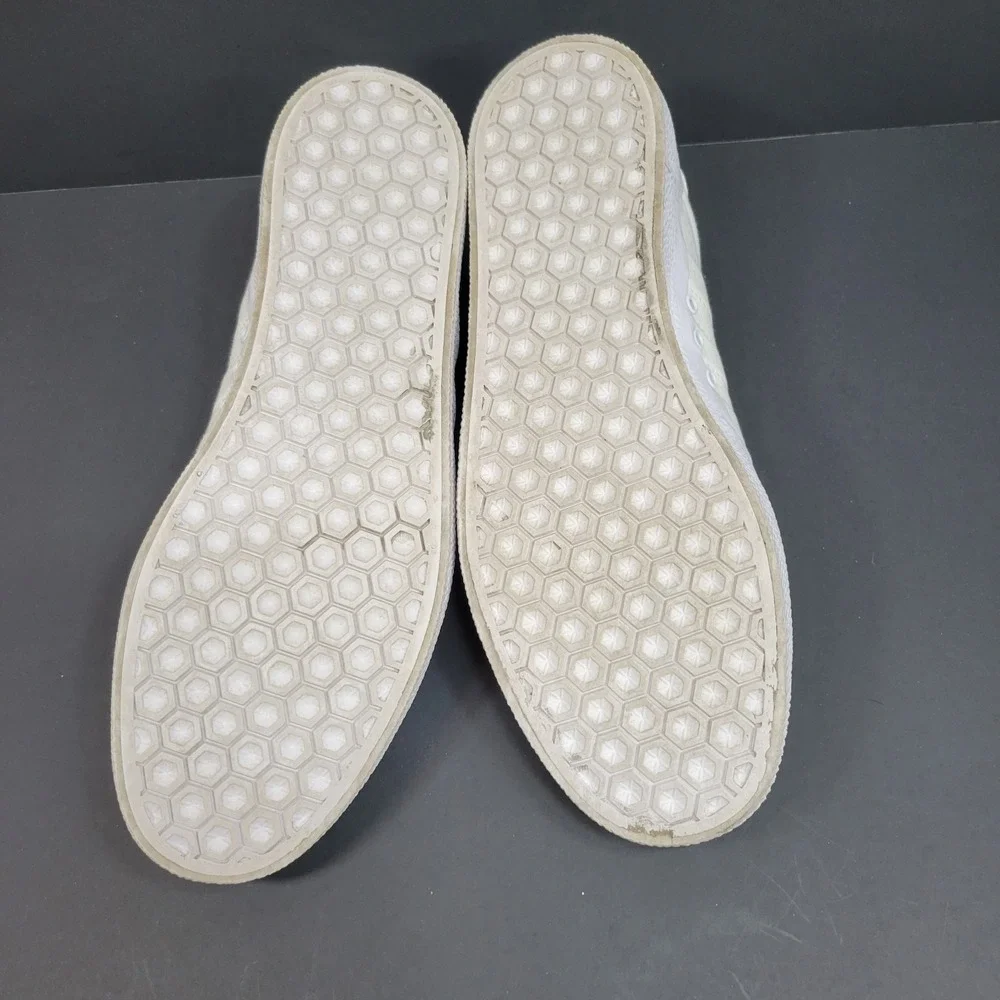 Adidas 3 Stripe White Sneakers Men's Size 10.5 Casual Lace Up‎ Shoes Activewear